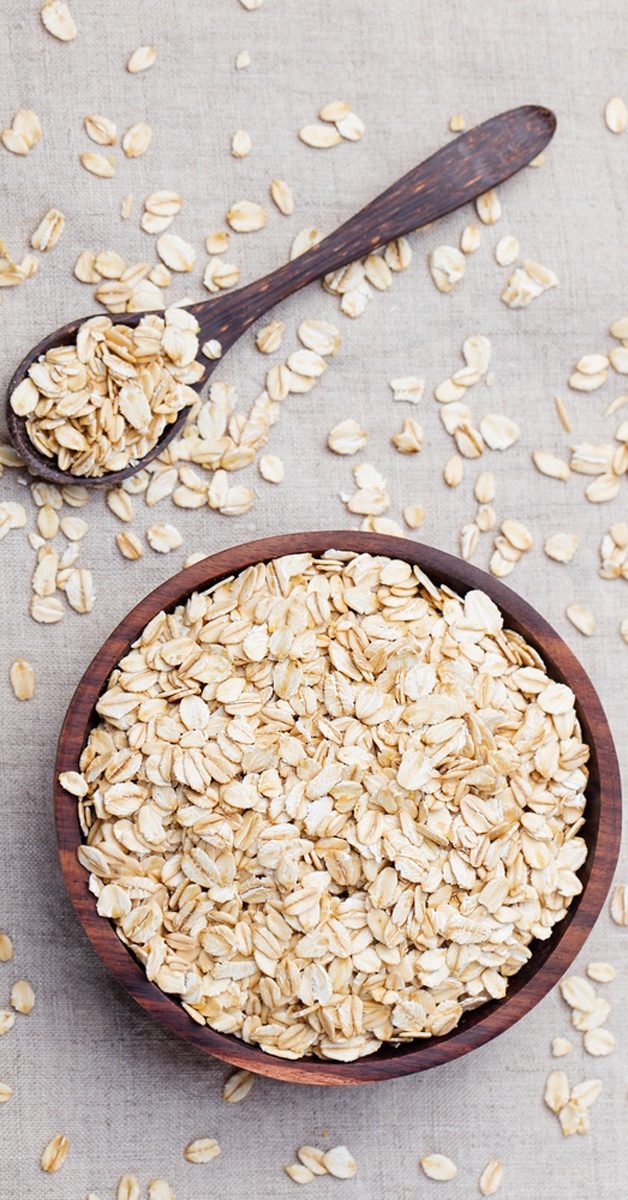 oats-in-wooden-bowl-and-on-wooden-spoon-facebook